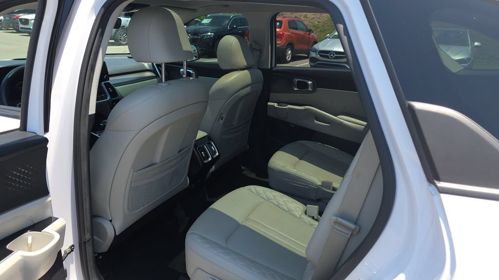 Used 2022 Kia Sorento SX FWD image 23