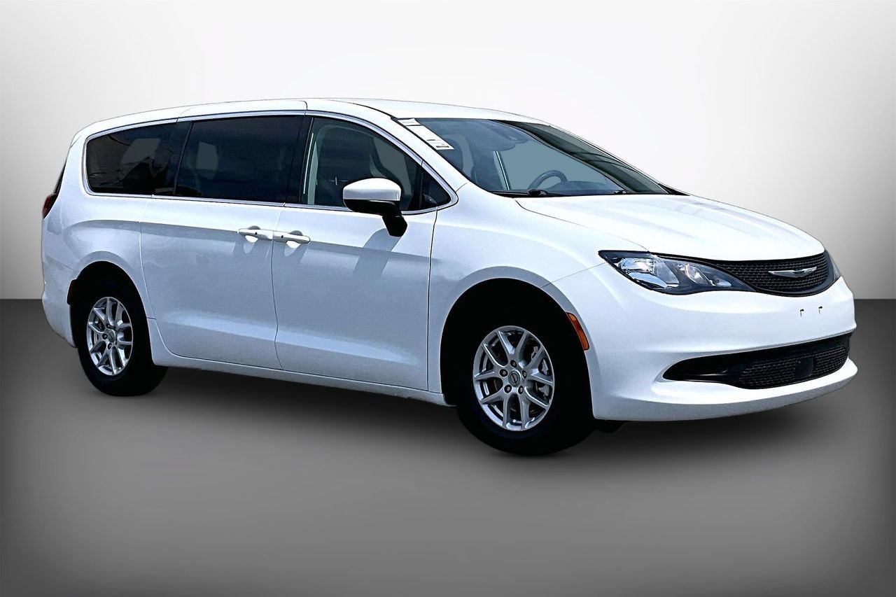 Certified 2023 Chrysler Voyager LX