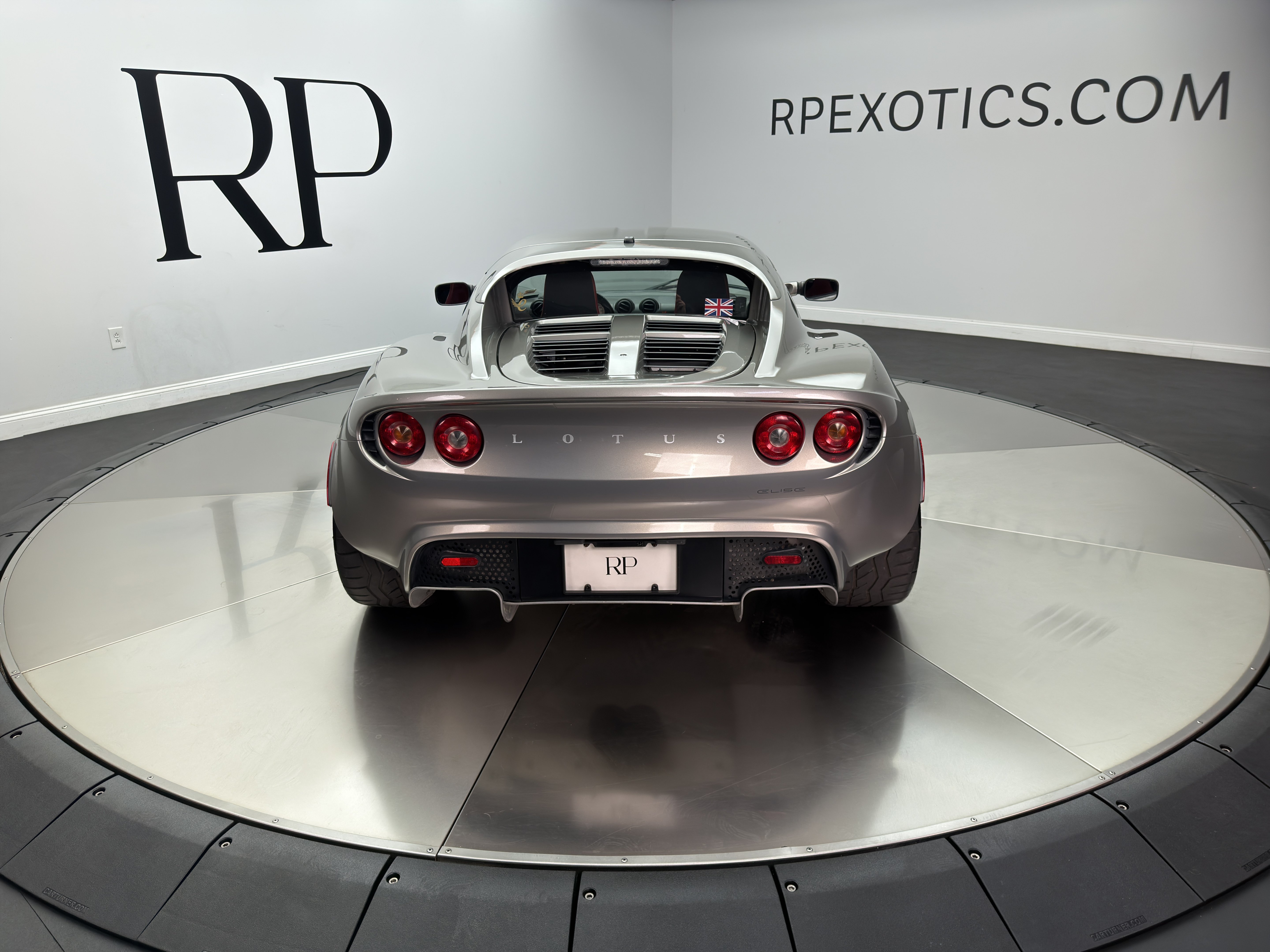 Used 2005 Lotus Elise RWD image 13
