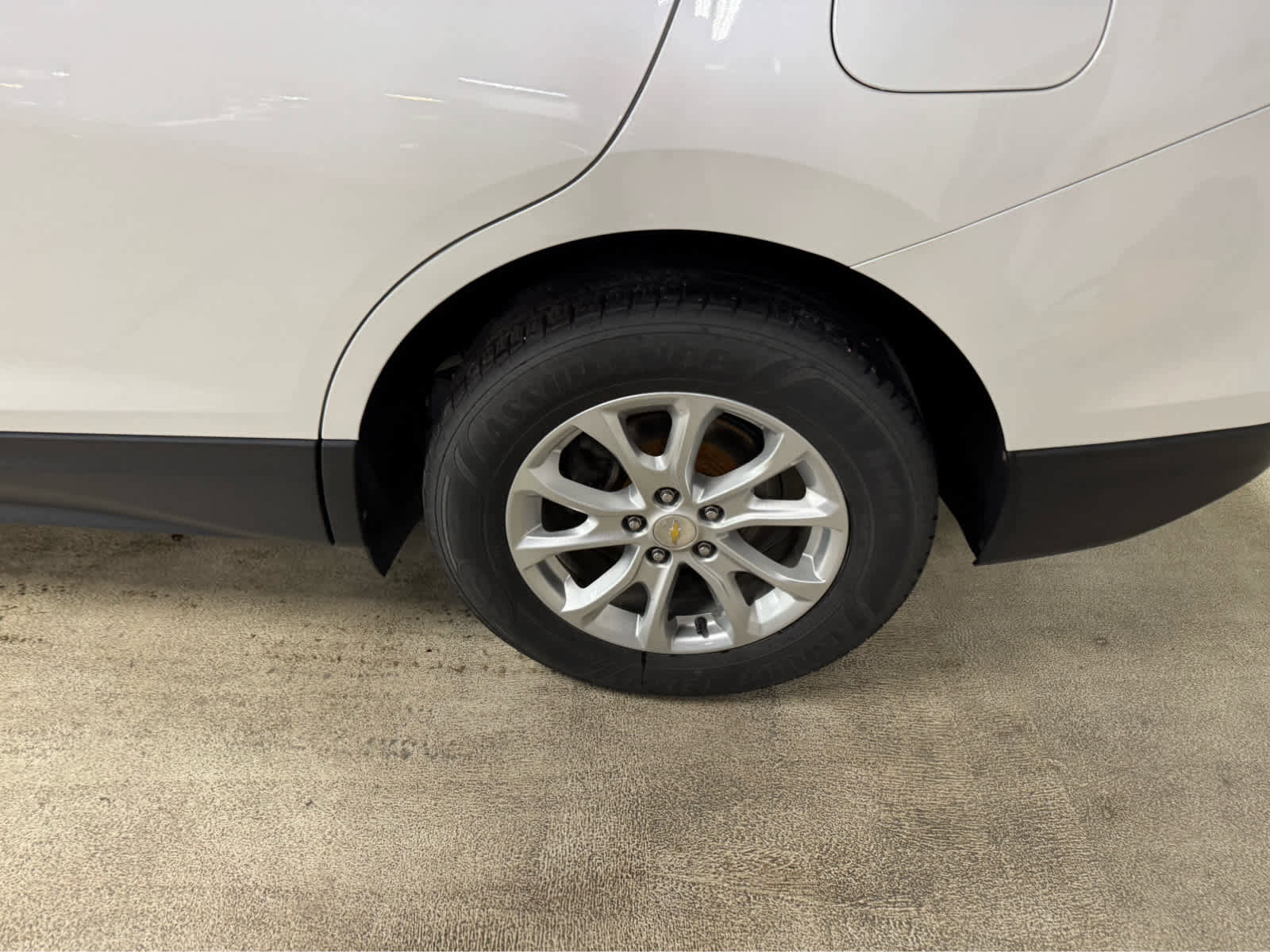 Used 2019 Chevrolet Equinox LT image 9