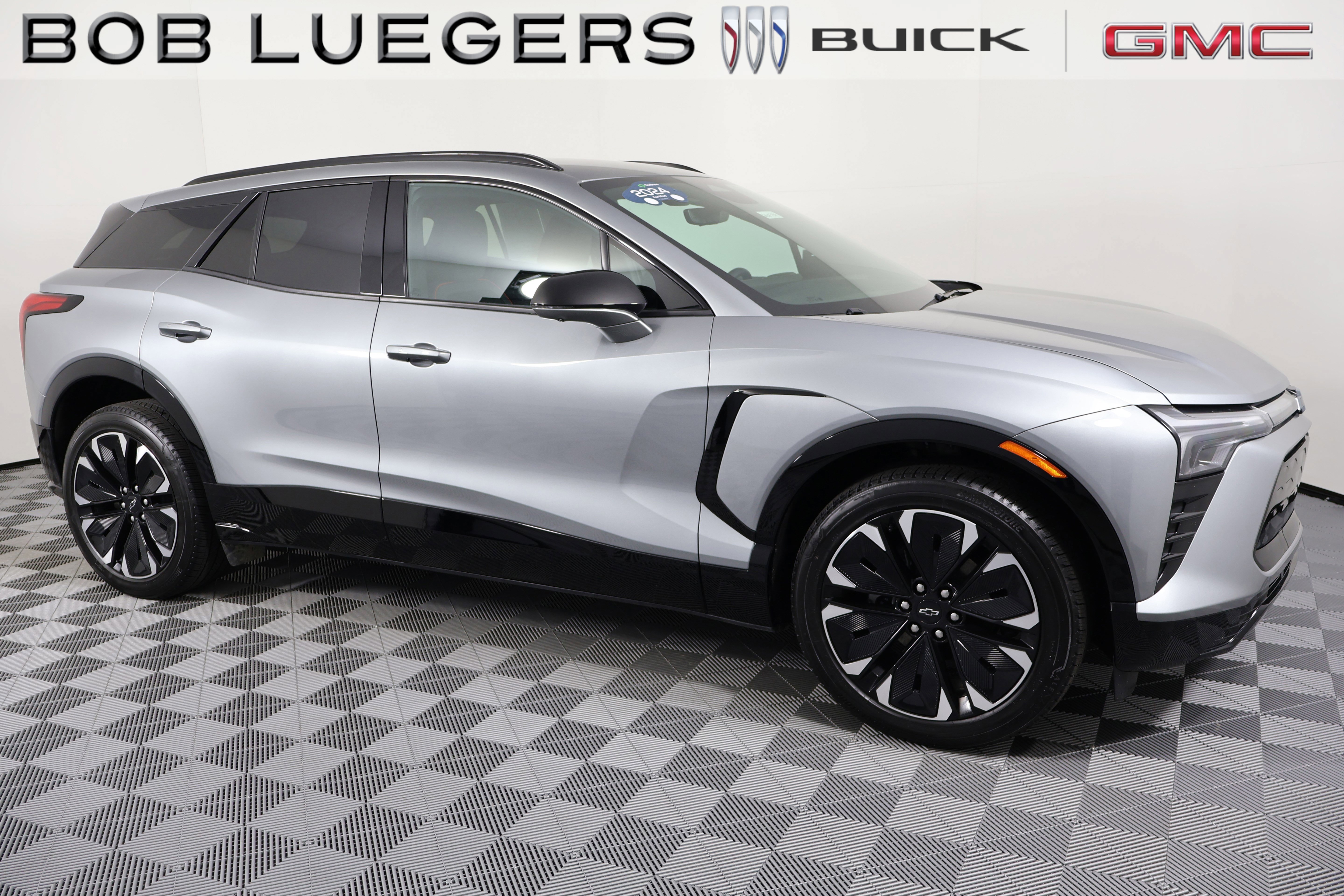 Certified 2024 Chevrolet Blazer EV RS AWD/4WD image 2