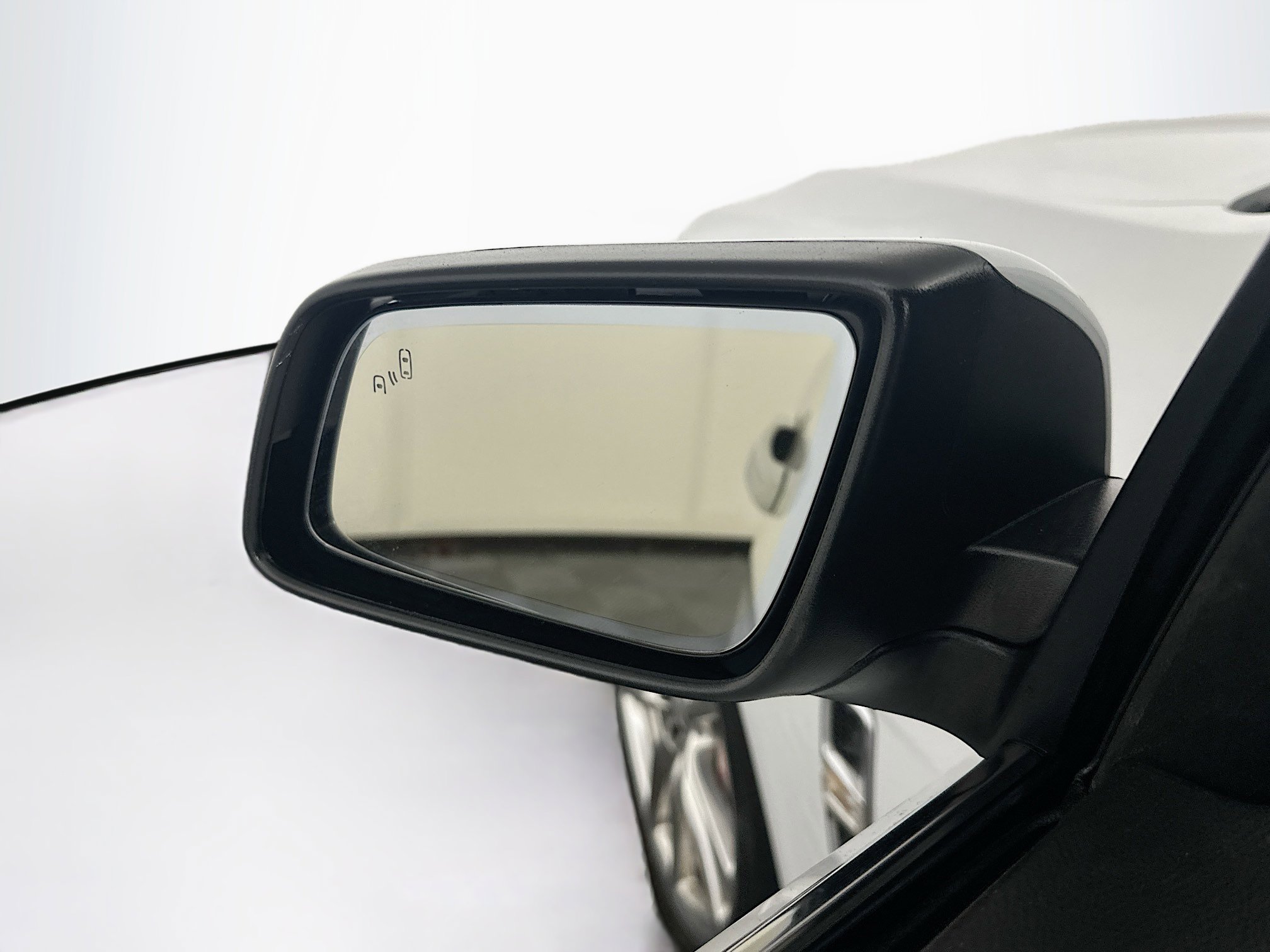 Used 2014 Chevrolet SS image 16