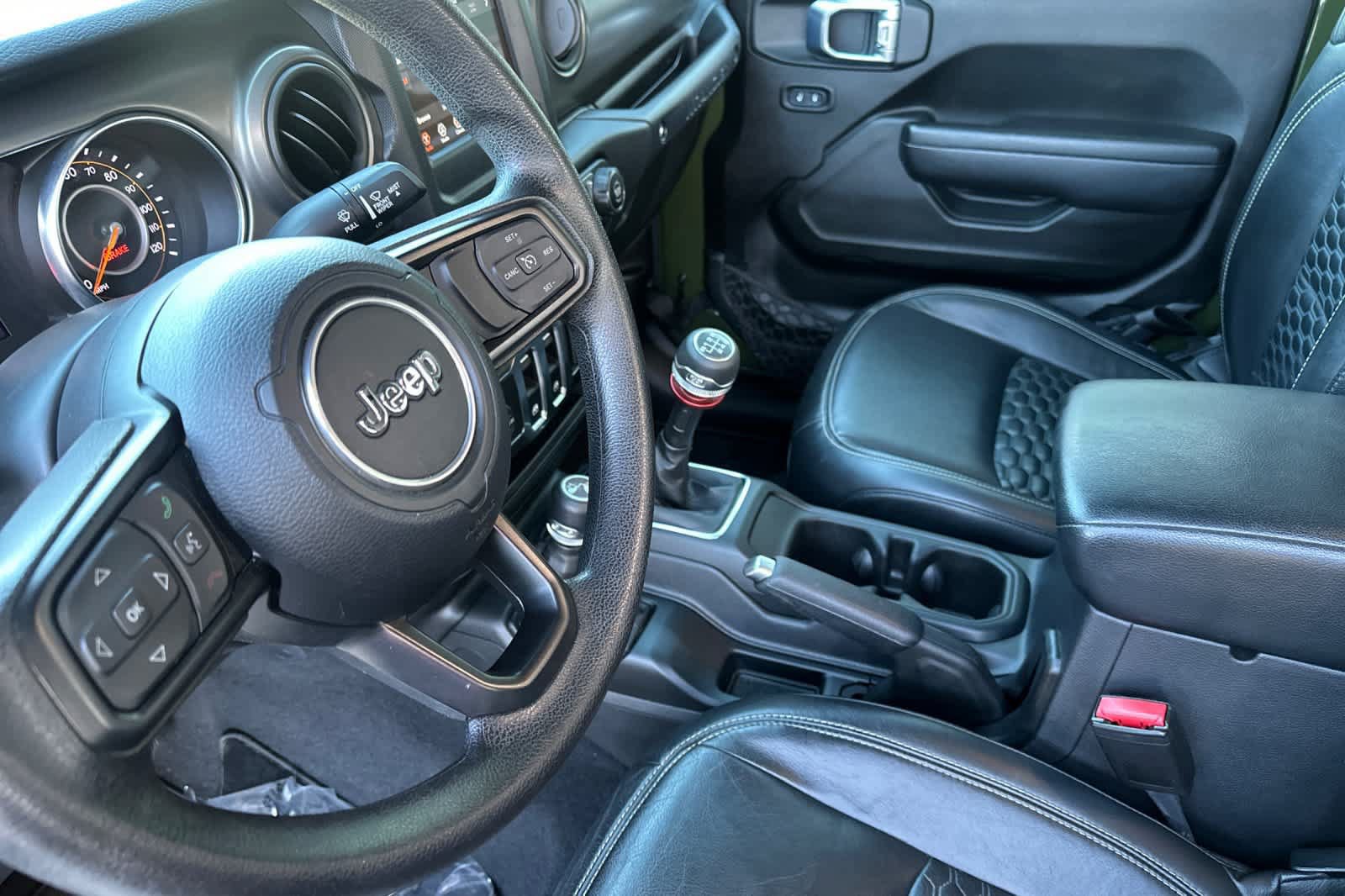 Used 2023 Jeep Wrangler Sport AWD/4WD image 14