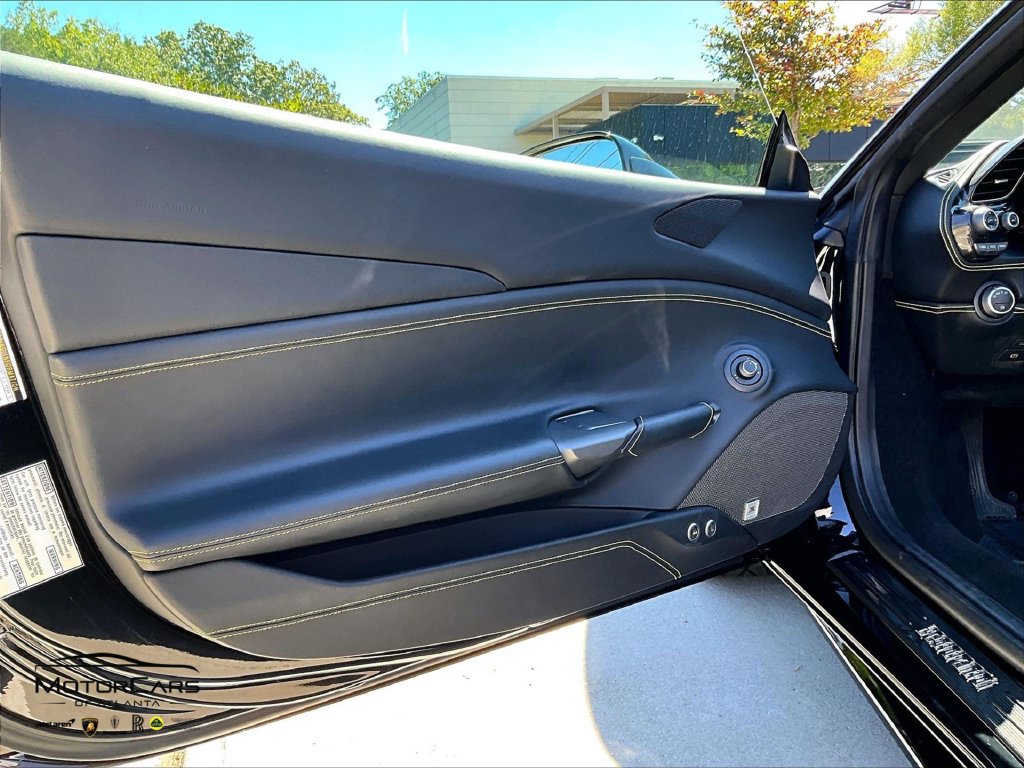 Used 2017 Ferrari 488 Spider RWD image 18