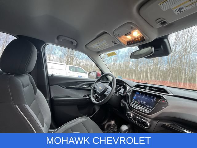 Certified 2021 Chevrolet TrailBlazer LT w/ Convenience Package FWD image 14