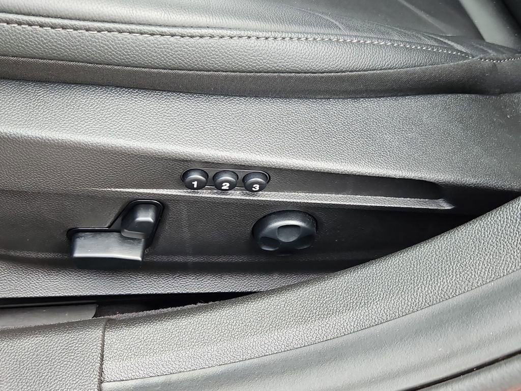 Used 2022 Alfa Romeo Giulia Sprint image 12