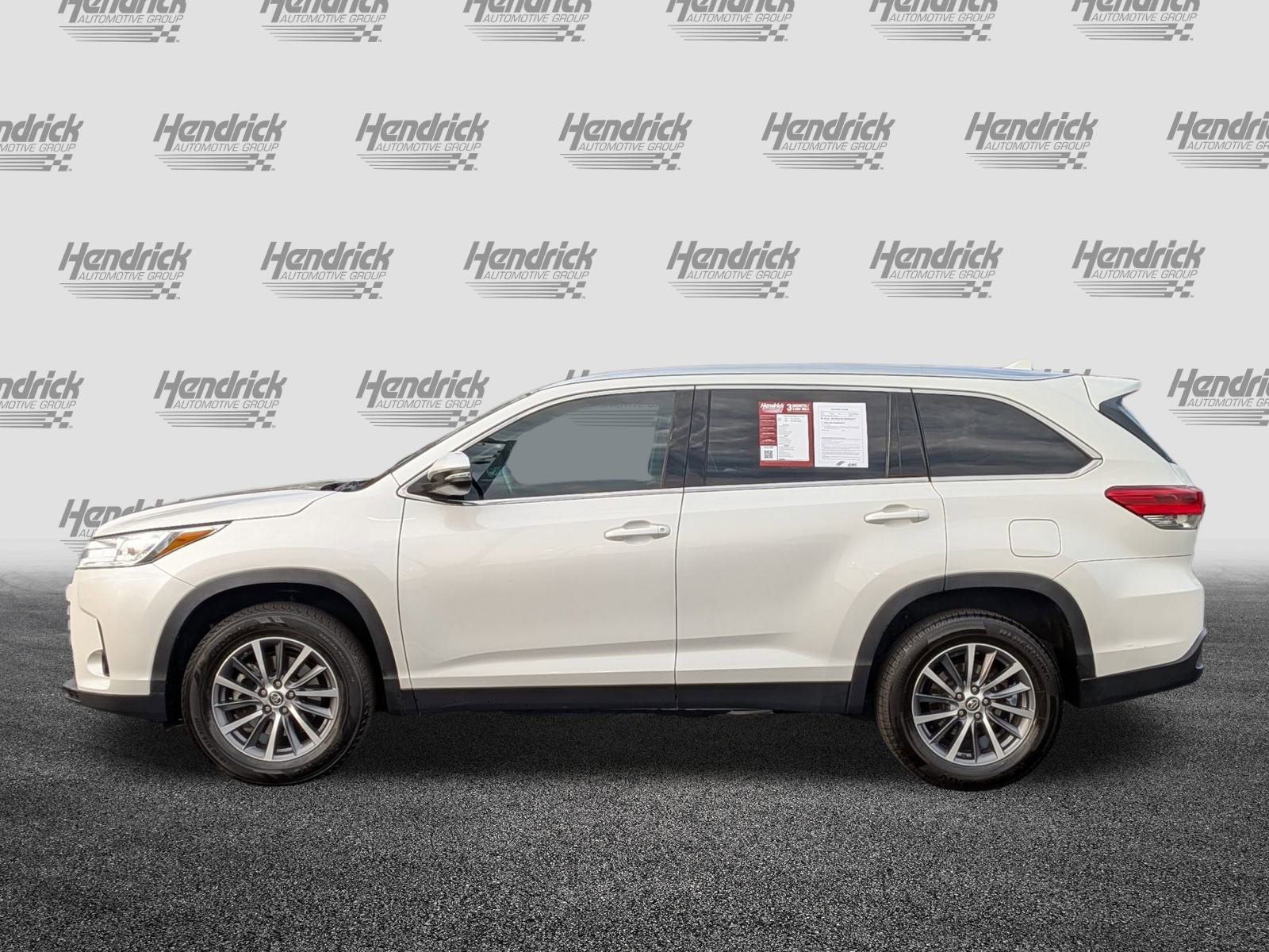 Used 2019 Toyota Highlander XLE image 7