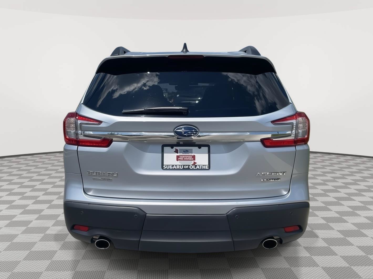 Certified 2023 Subaru Ascent Limited w/ Technology Package AWD/4WD image 12