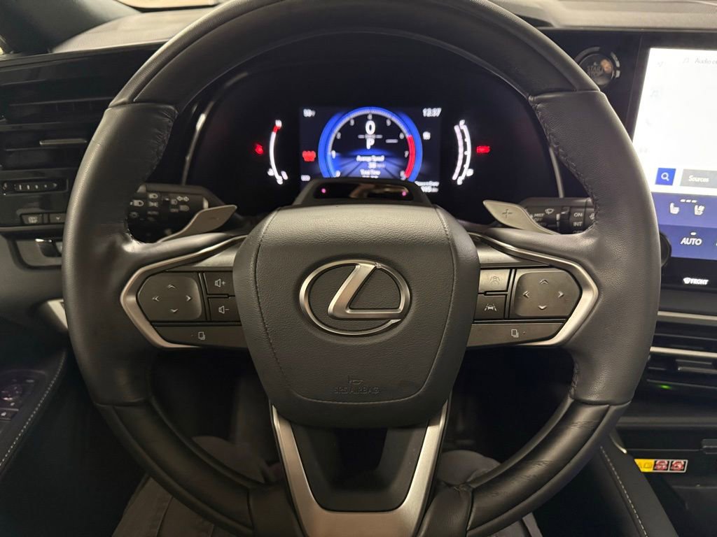 Used 2024 Lexus RX 350 Luxury w/ Convenience Package image 11