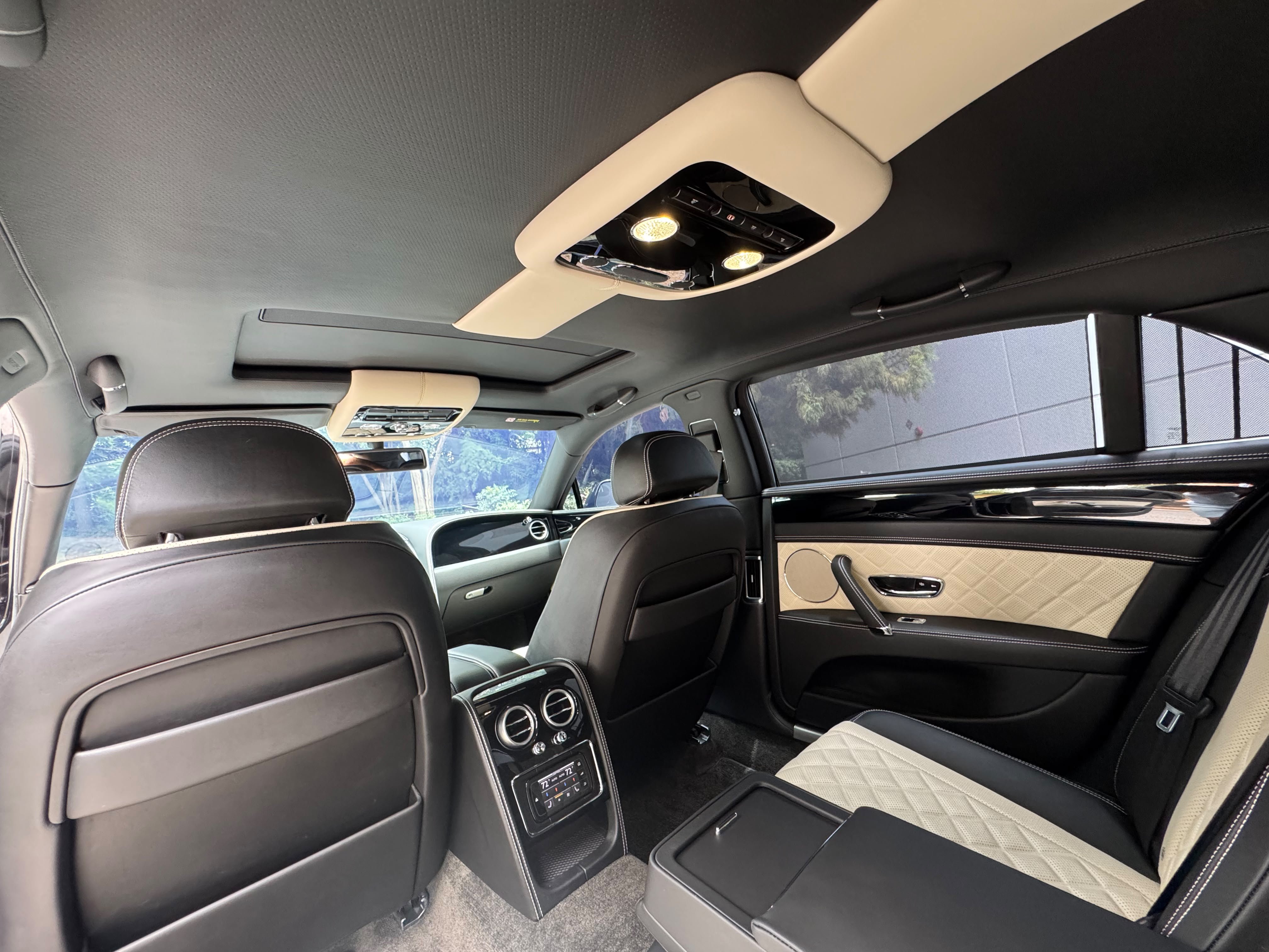 Used 2017 Bentley Flying Spur S V8 AWD/4WD image 37