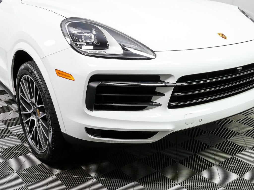 Certified 2023 Porsche Cayenne AWD/4WD image 38