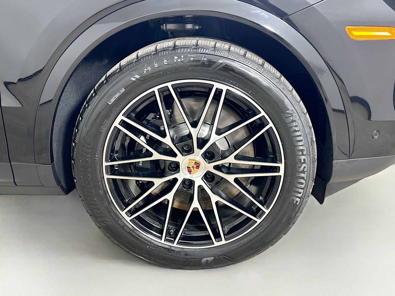 New 2026 Porsche Cayenne S AWD/4WD image 10