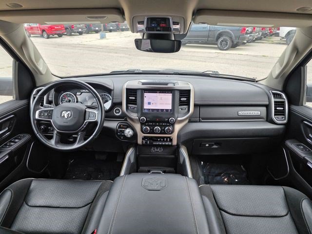 Used 2022 RAM 1500 Laramie AWD/4WD image 18