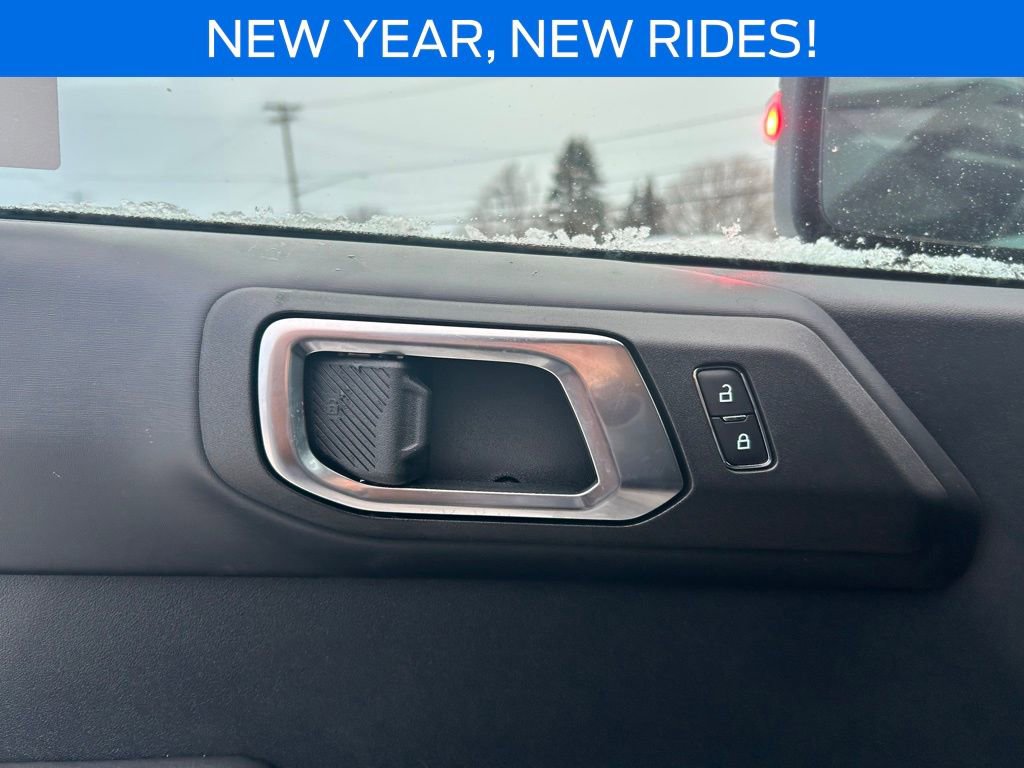 New 2025 Ford Bronco Raptor image 13