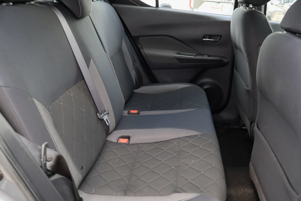 Used 2018 Nissan Kicks SV FWD image 25