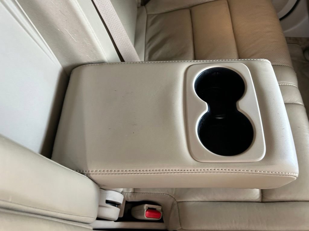 Used 2019 Jeep Grand Cherokee Overland RWD image 32