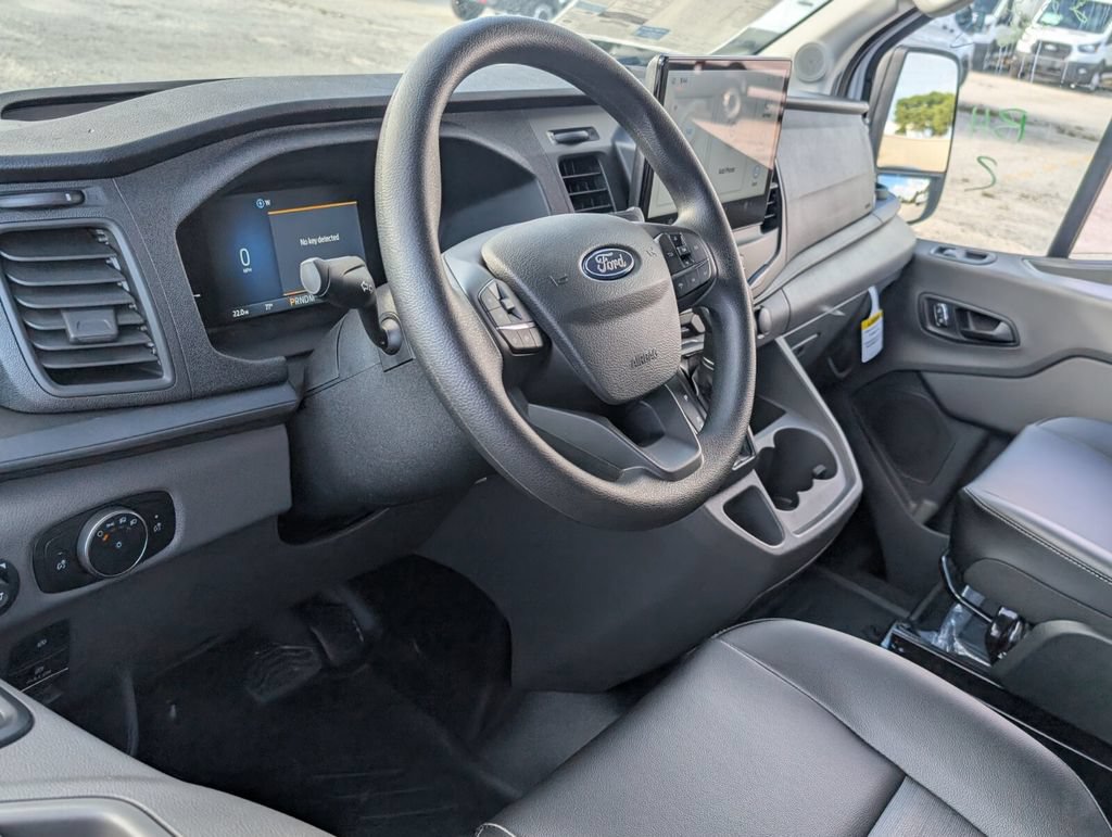 New 2026 Ford Transit 250 148 Medium Roof RWD image 10