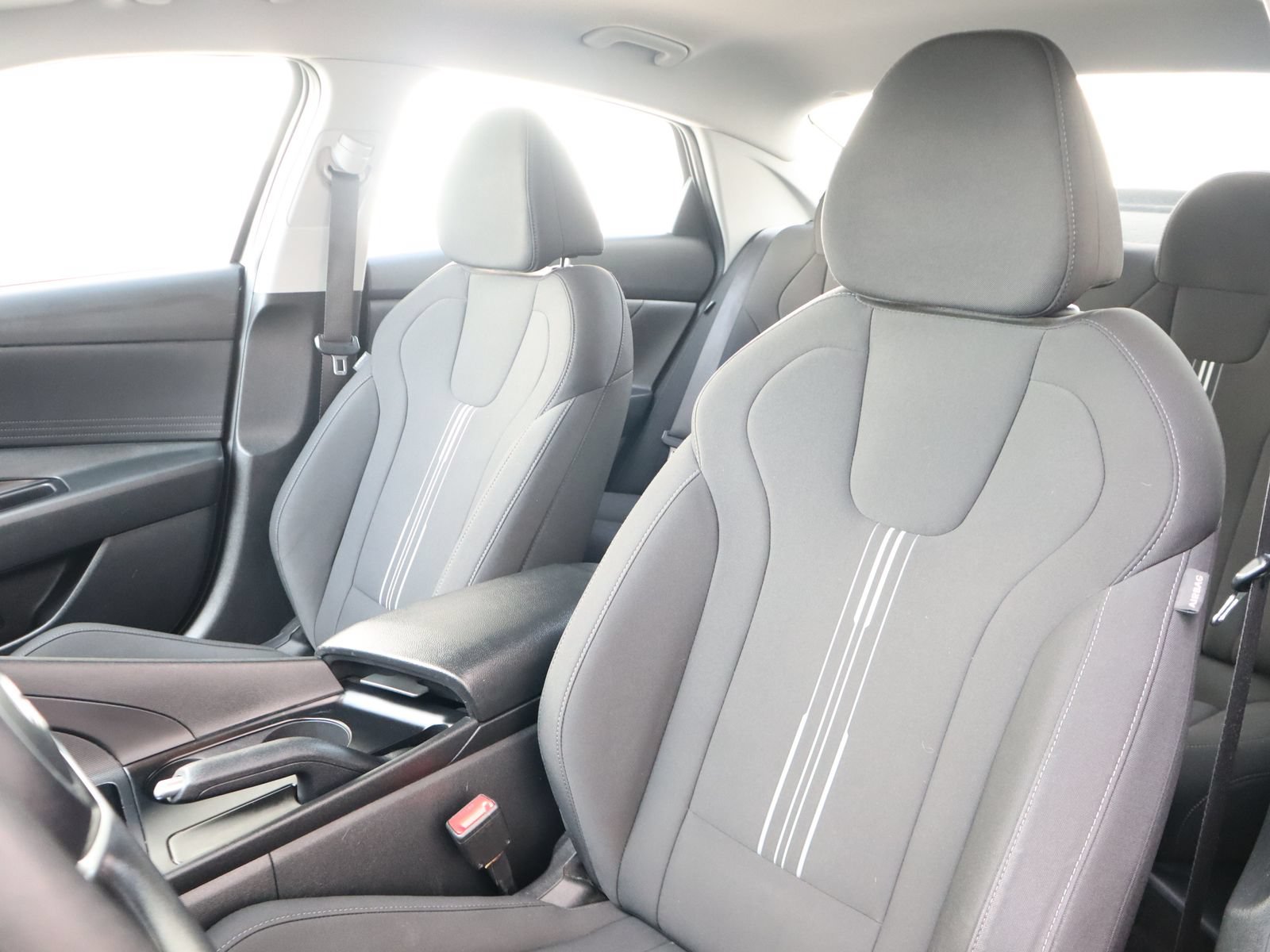 Used 2024 Hyundai Elantra SEL FWD image 20
