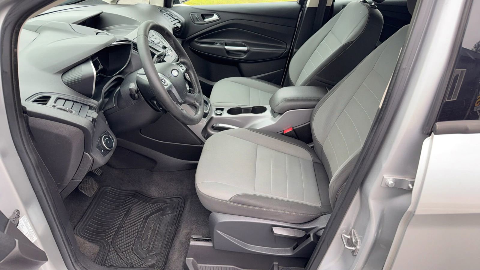 Used 2016 Ford C-MAX SE w/ Interior Protection Package image 15