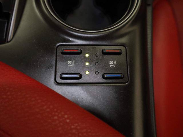 Used 2023 Toyota Camry XSE w/ Navigation Package FWD image 14