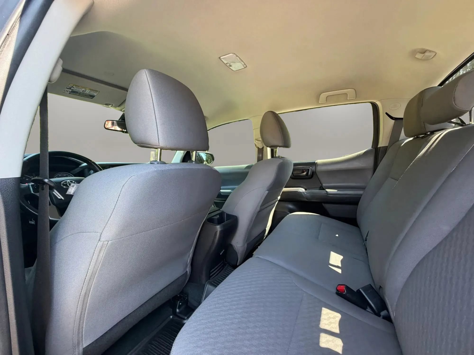 Used 2023 Toyota Tacoma SR5 RWD image 13