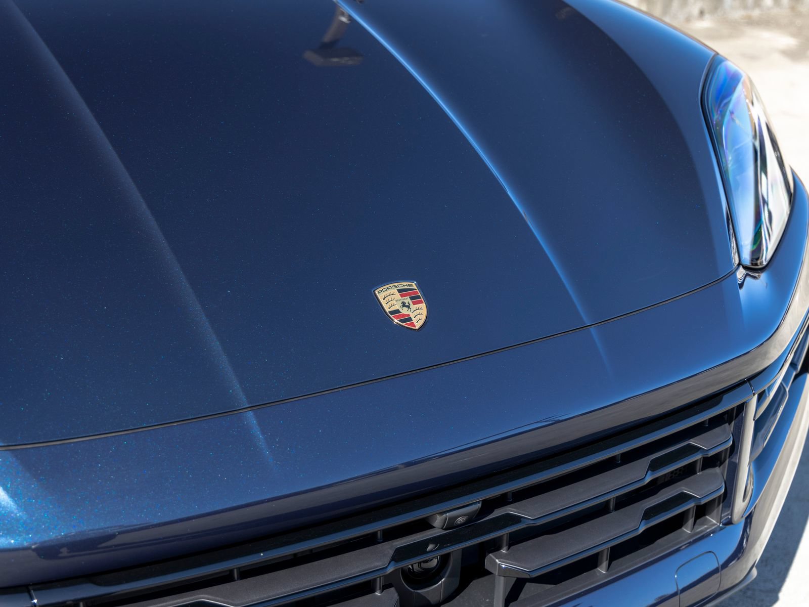 New 2026 Porsche Cayenne Coupe AWD/4WD image 16