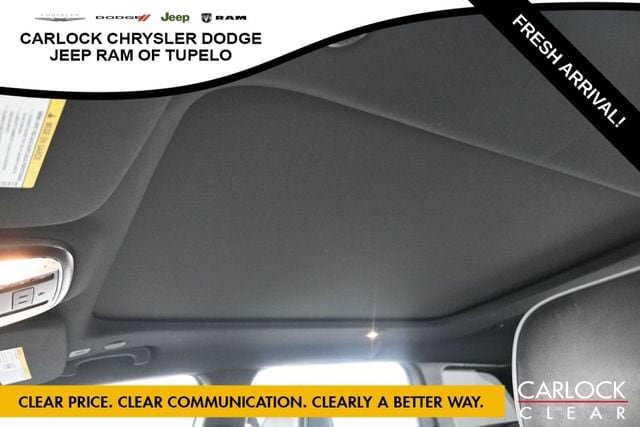 Used 2020 Jeep Grand Cherokee Overland RWD image 24