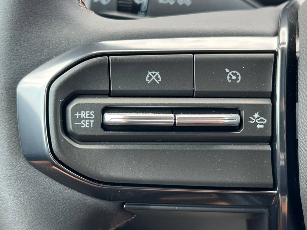 New 2026 GMC Canyon AT4 w/ Technology Plus Package AWD/4WD image 20