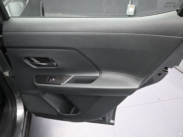 Certified 2025 Nissan Kicks S AWD/4WD image 23
