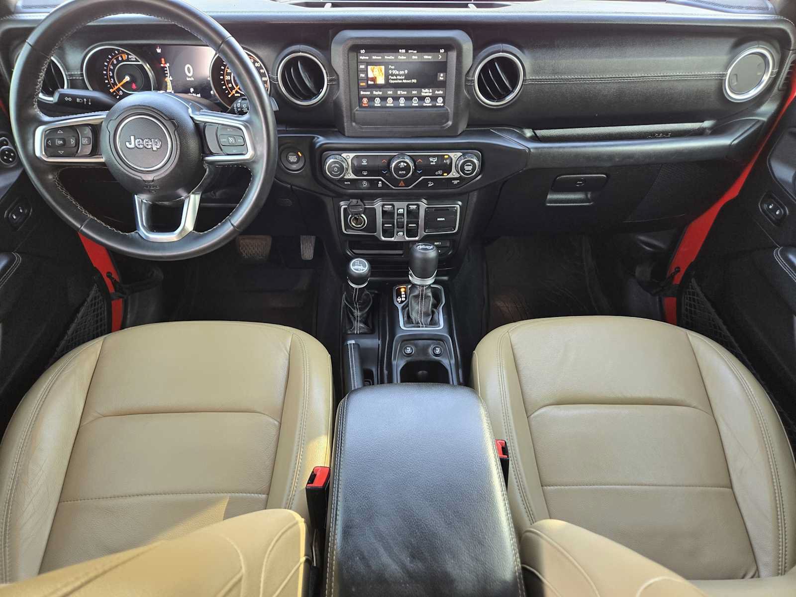 Used 2018 Jeep Wrangler Unlimited Sahara AWD/4WD image 25