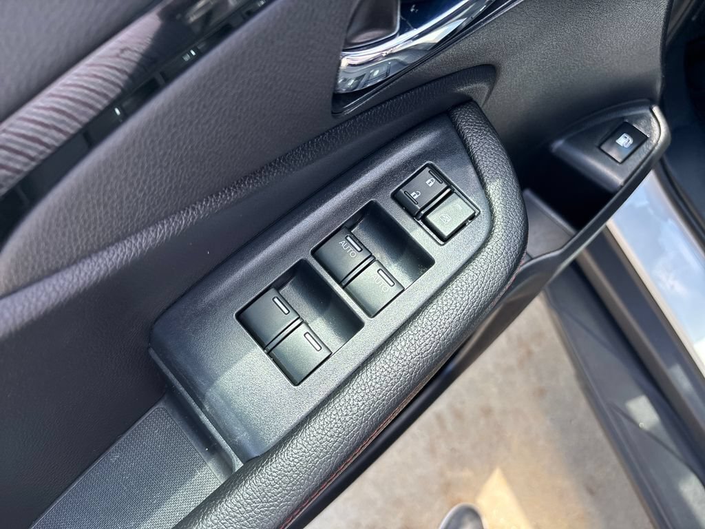 Certified 2025 Honda Ridgeline Black Edition image 13
