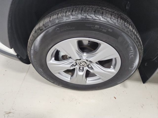 Certified 2024 Toyota RAV4 XLE image 37