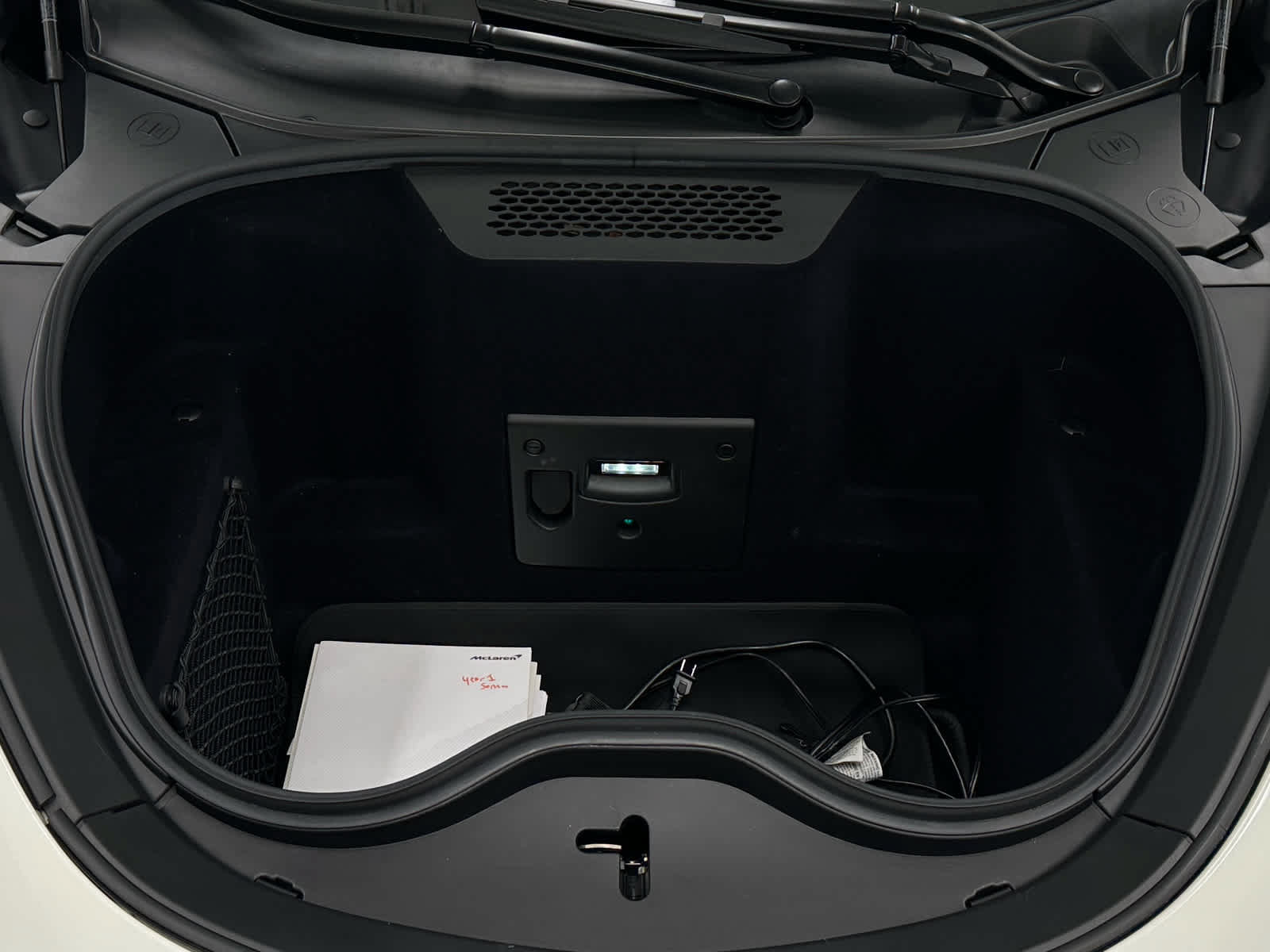 Used 2021 McLaren GT RWD image 29