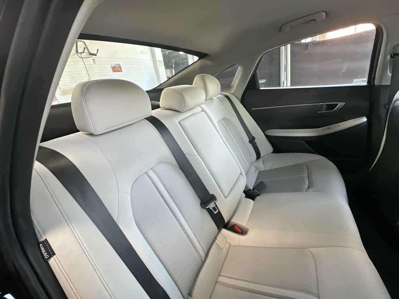 Used 2025 Hyundai Sonata SEL FWD image 26