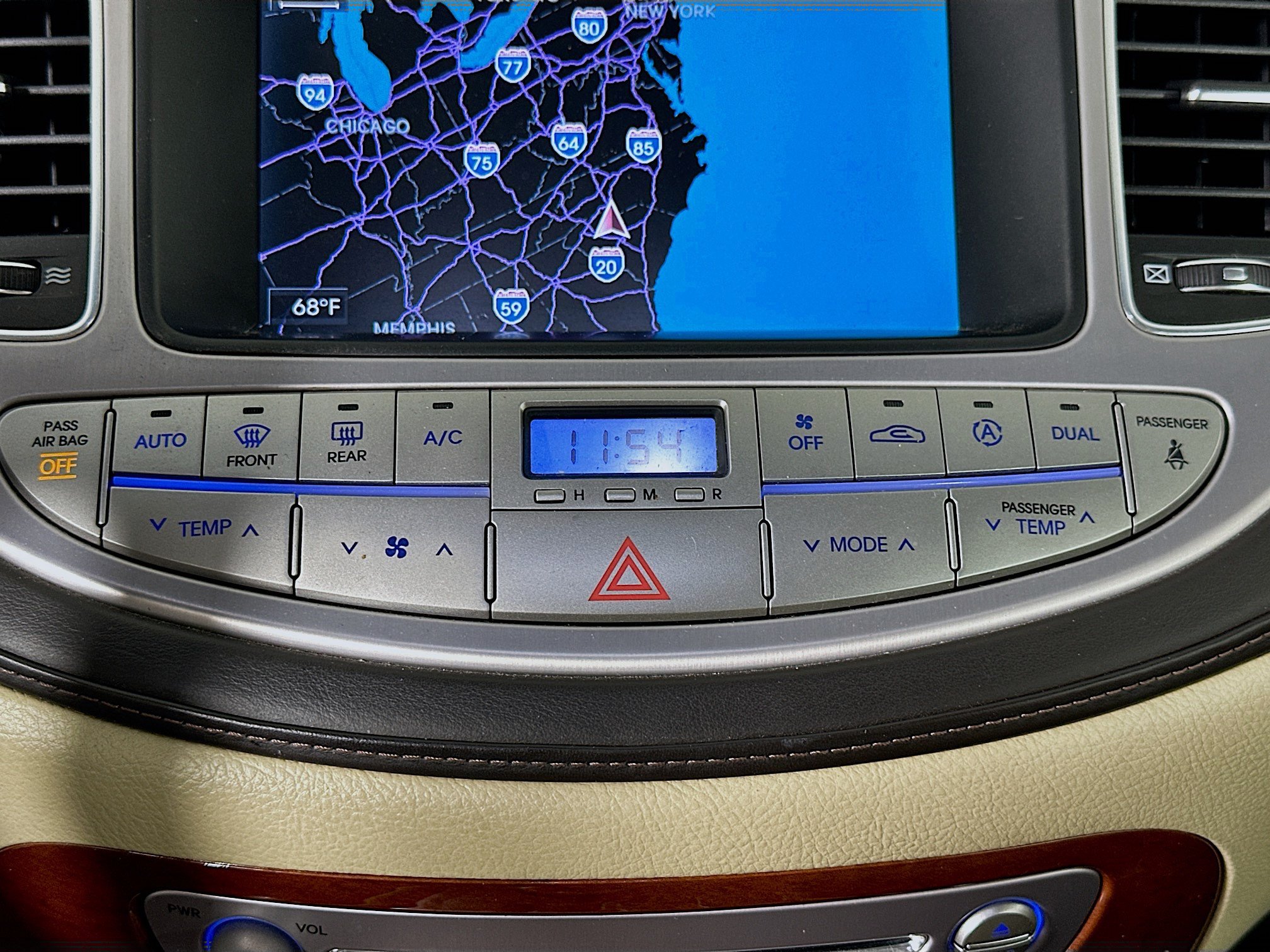 Used 2012 Hyundai Genesis 4.6 RWD image 24