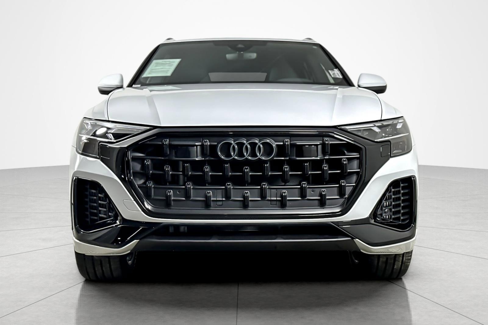Used 2025 Audi Q8 Premium w/ Black Optic Package image 8