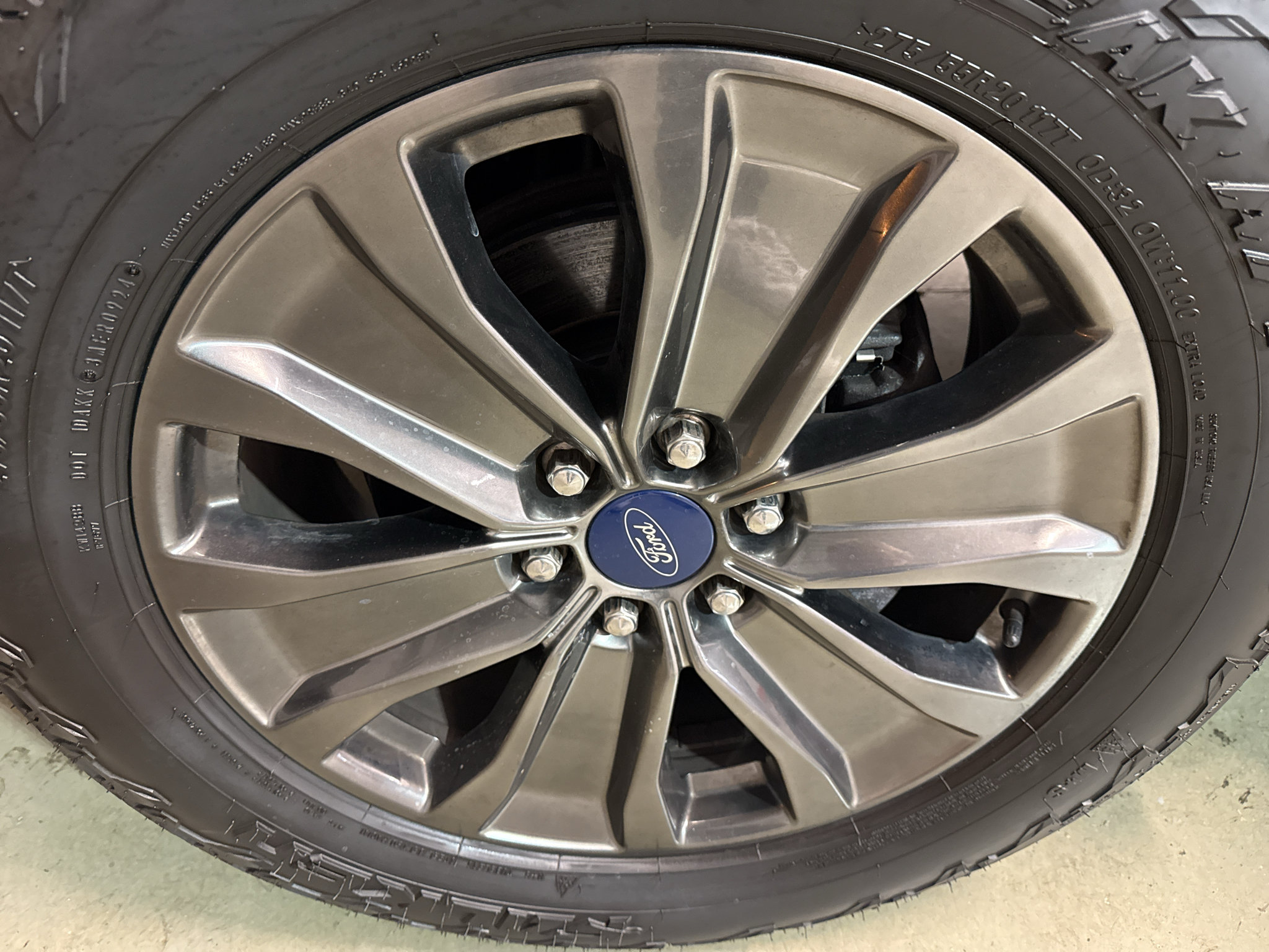 Used 2018 Ford F150 Lariat w/ Equipment Group 502A Luxury AWD/4WD image 36
