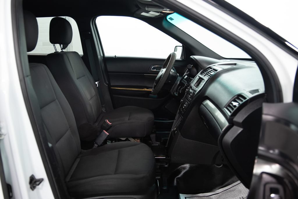 Used 2017 Ford Explorer 4WD Police Interceptor w/ Cargo Wiring Upfit Package image 15