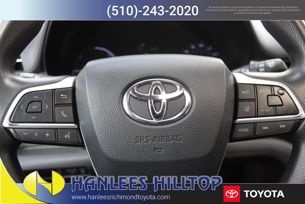 Used 2021 Toyota Sienna LE w/ LE Plus Package FWD image 30