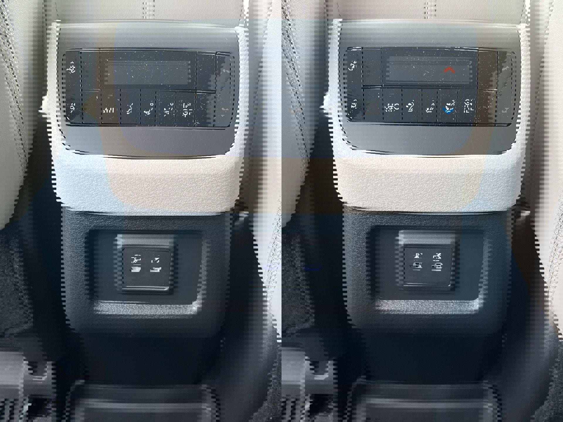 New 2026 Nissan Pathfinder SL image 17