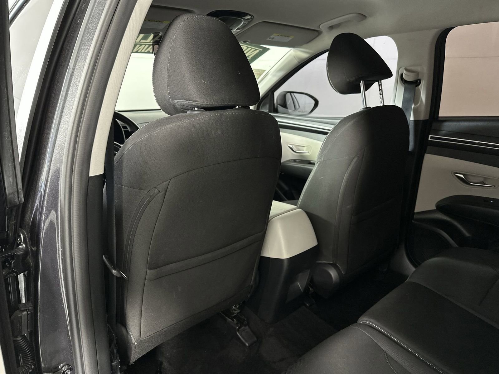 Used 2022 Hyundai Tucson SE image 24