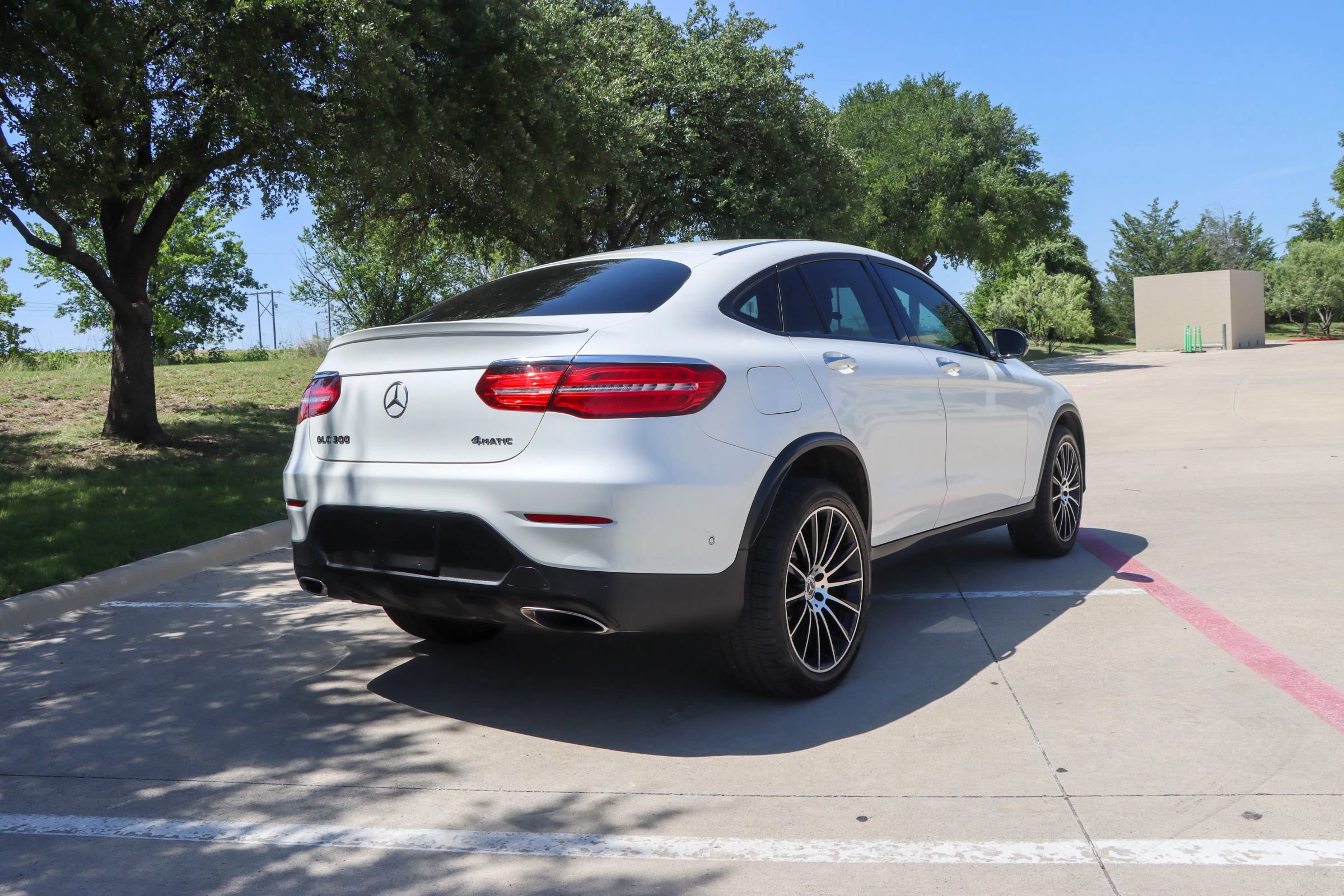 Used 2019 Mercedes-Benz GLC 300 4MATIC Coupe w/ AMG Line image 7