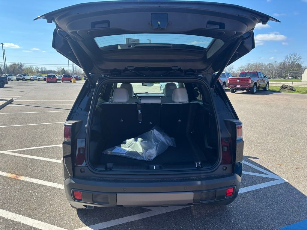 New 2026 Jeep Cherokee Limited AWD/4WD image 10