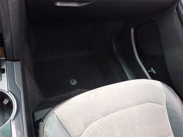 Used 2017 Ford Explorer XLT w/ Equipment Group 202A image 29