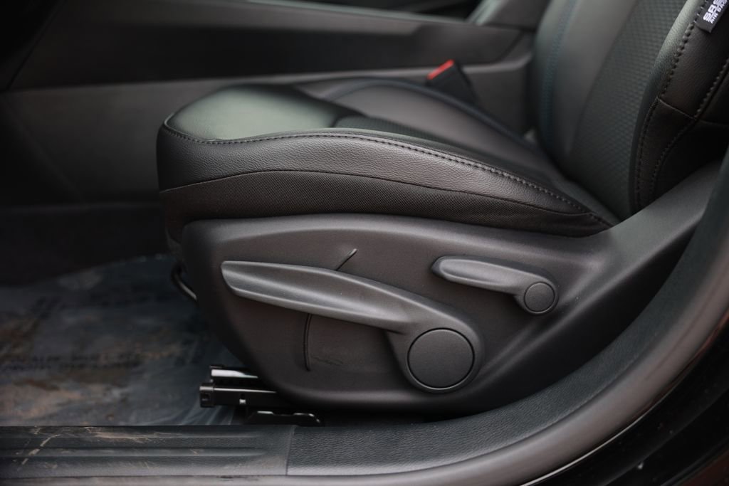 New 2026 Jeep Compass Latitude image 14