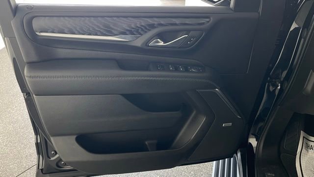 Used 2022 GMC Yukon XL Denali image 35