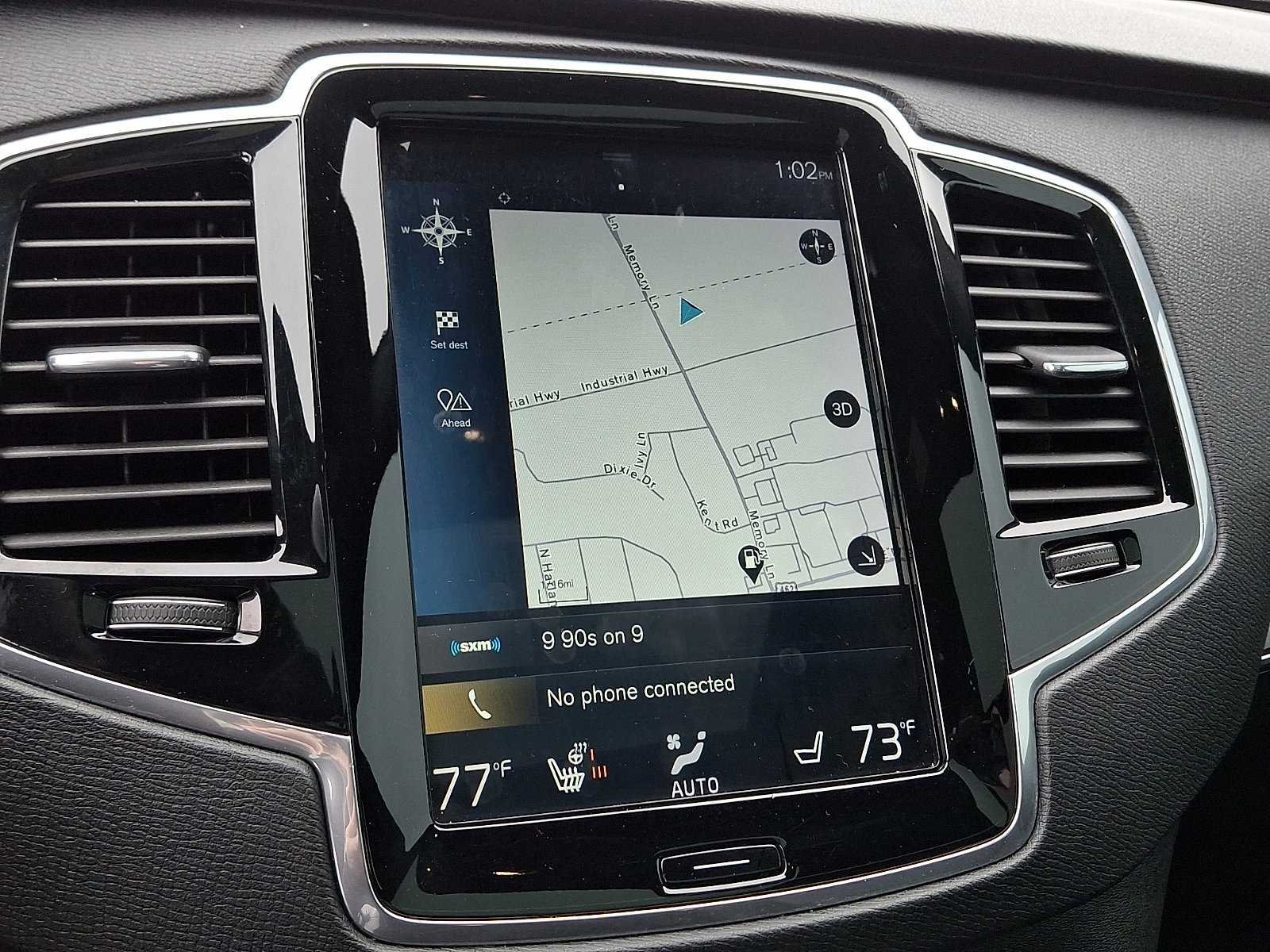 Used 2018 Volvo XC90 T6 Momentum w/ Convenience Package image 23