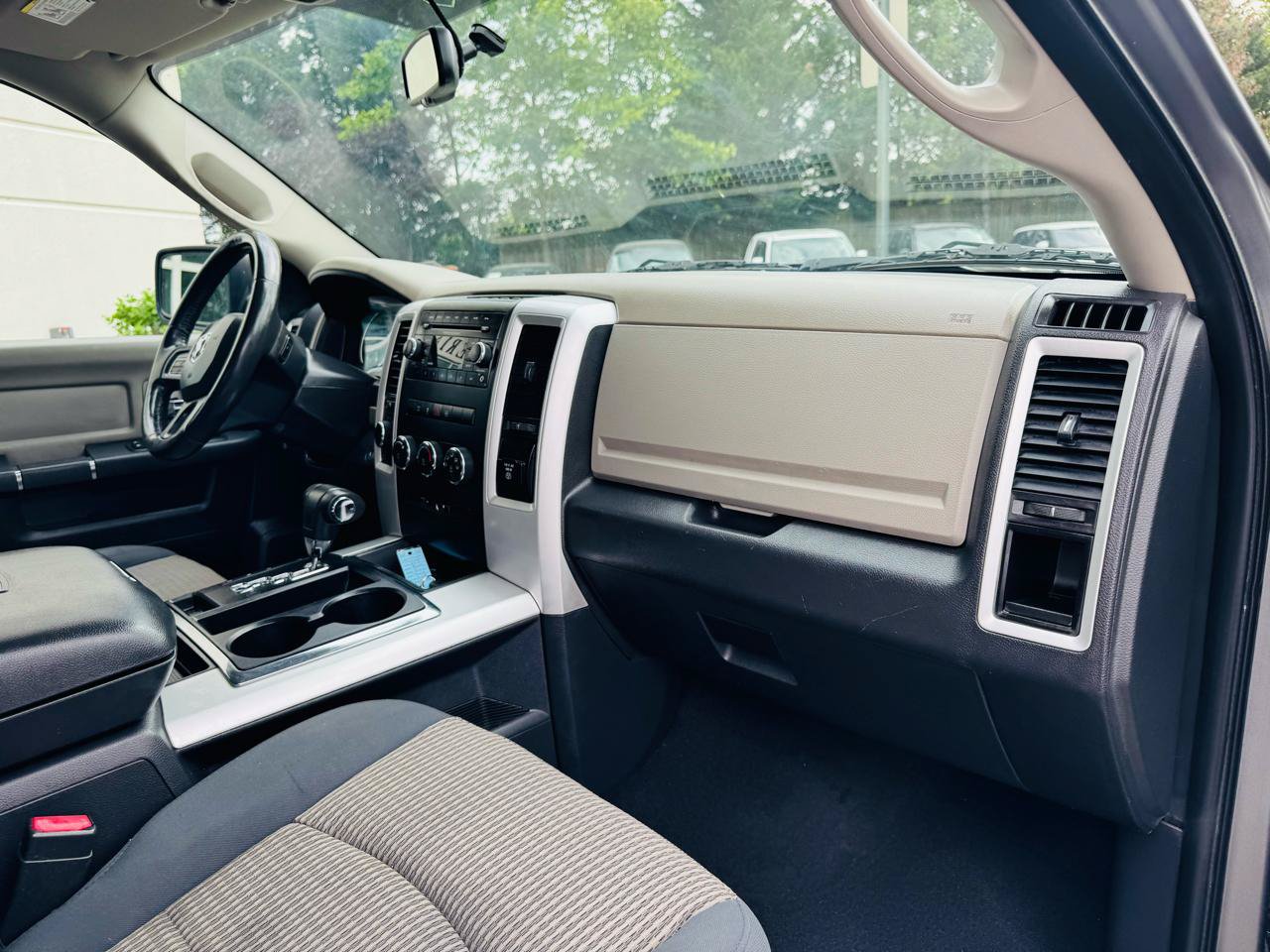 Used 2012 RAM 1500 Big Horn AWD/4WD image 40