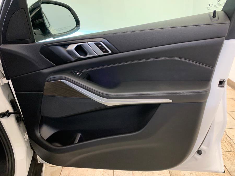 Used 2022 BMW X5 xDrive40i w/ Premium Package image 64