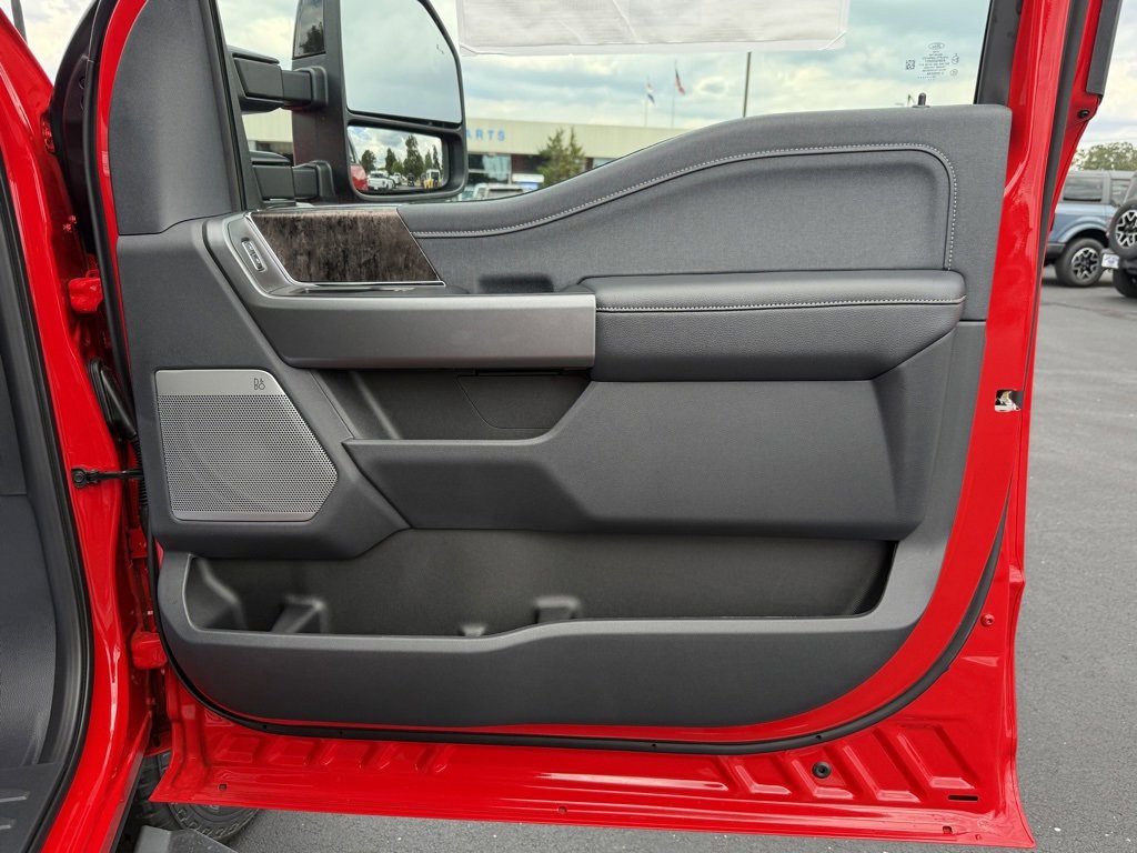 New 2026 Ford F250 Lariat w/ Black Appearance Package image 13